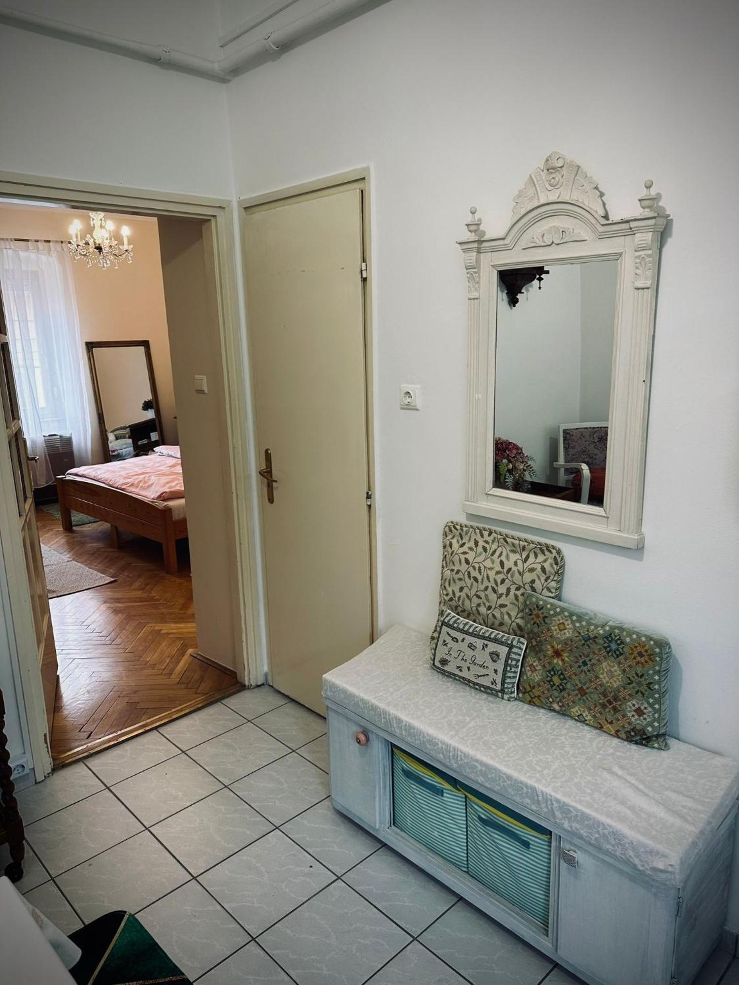 Taban Apartman Pécs Exterior photo