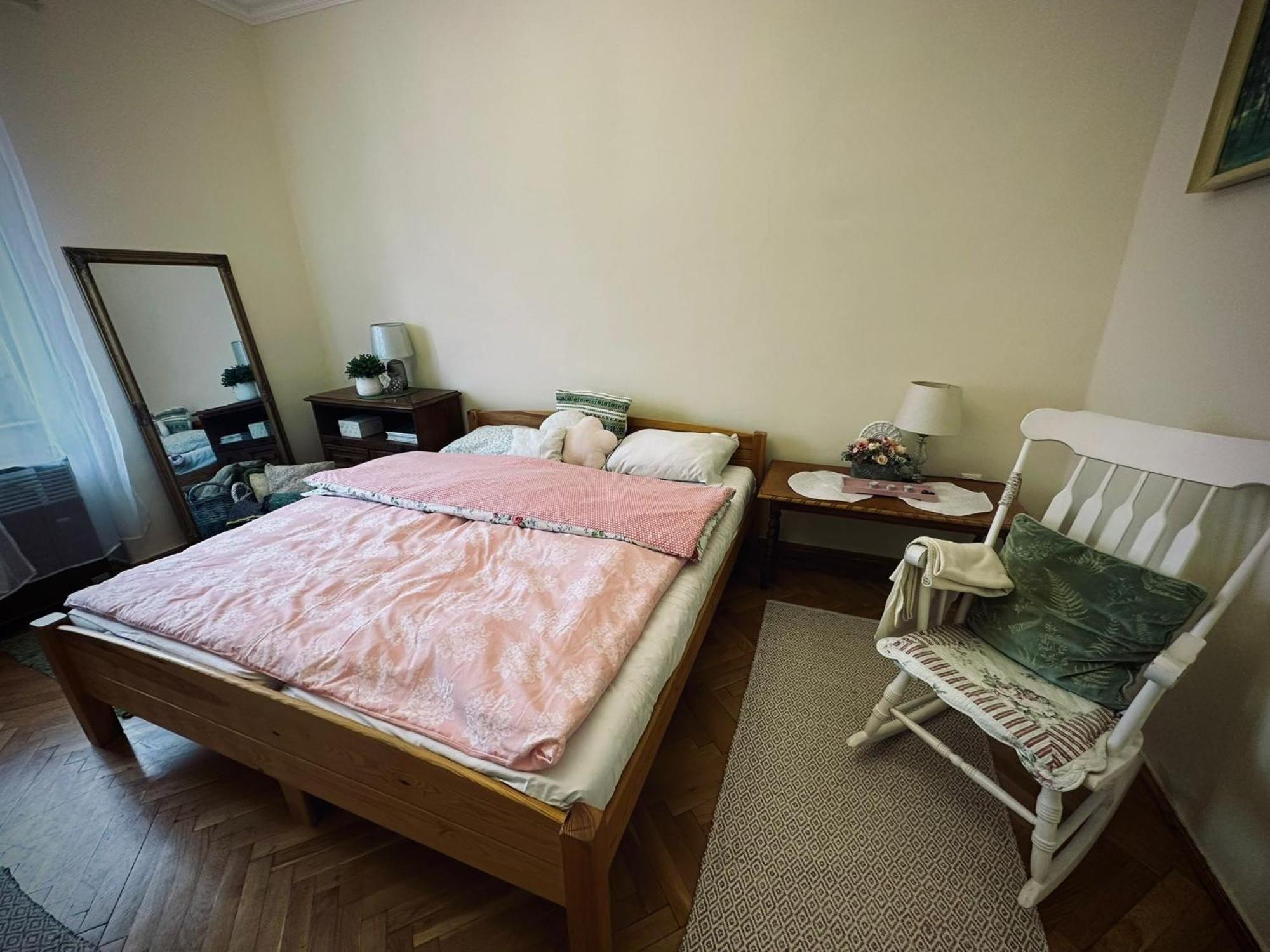 Taban Apartman Pécs Exterior photo